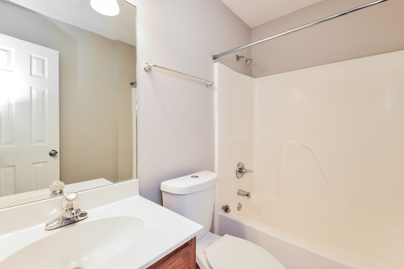 2,530/Mo, 1388 Big Ben N Hernando, MS 38632 Bathroom View