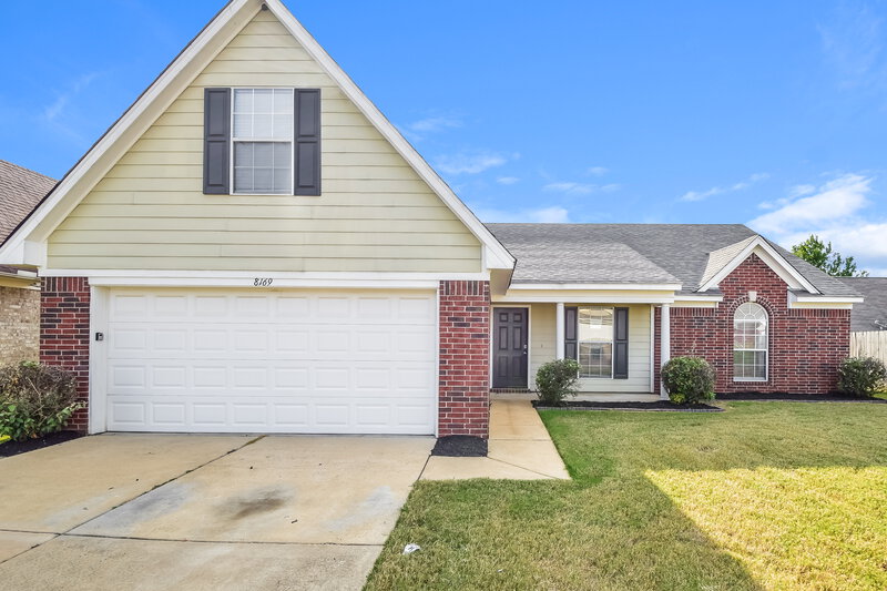 2,660/Mo, 8169 Manhatten Dr Southaven, MS 38671 External View