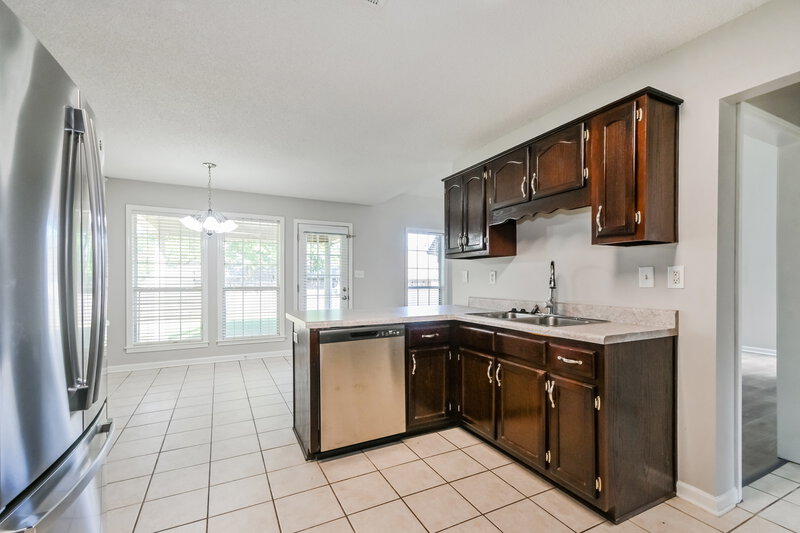 1,995/Mo, 2439 Della St Hernando, MS 38632 Breakfast Nook View