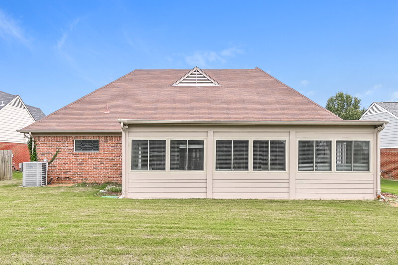 2,225/Mo, 8083 Delta Lakes Blvd Walls, MS 38680 Rear View