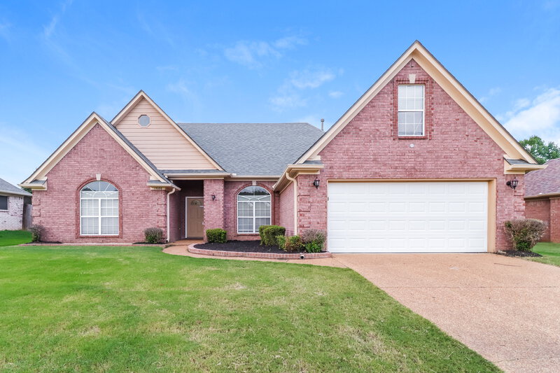 1,885/Mo, 13086 Braybourne Pkwy Olive Branch, MS 38654 External View