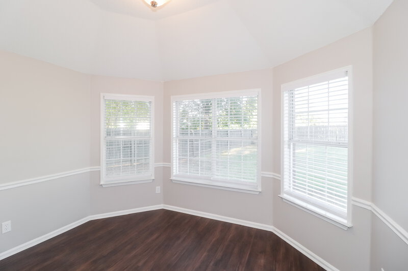 1,615/Mo, 15 Oak Lake Cv Oakland, TN 38060 Dining Room View