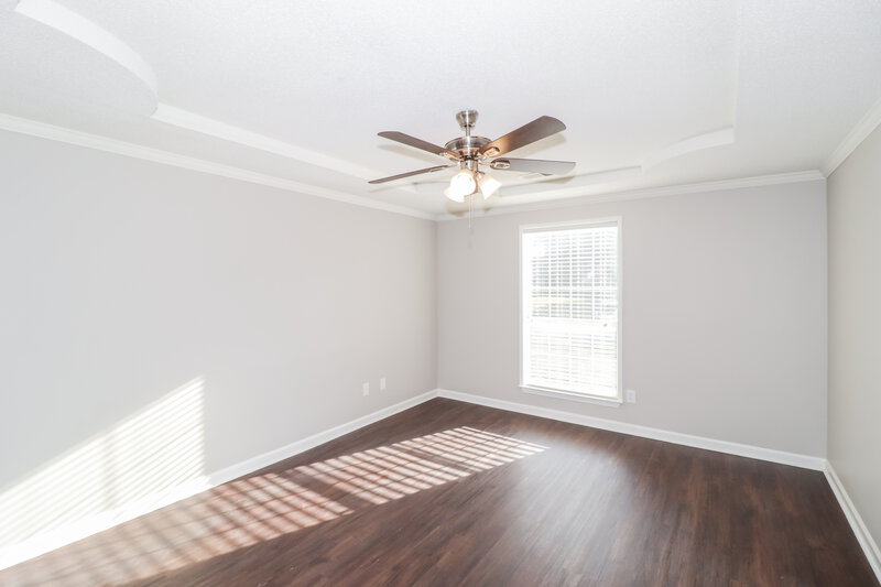 1,615/Mo, 15 Oak Lake Cv Oakland, TN 38060 Main Bedroom View 2