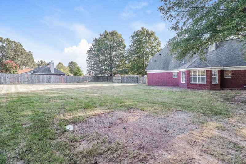 1,615/Mo, 15 Oak Lake Cv Oakland, TN 38060 Rear View