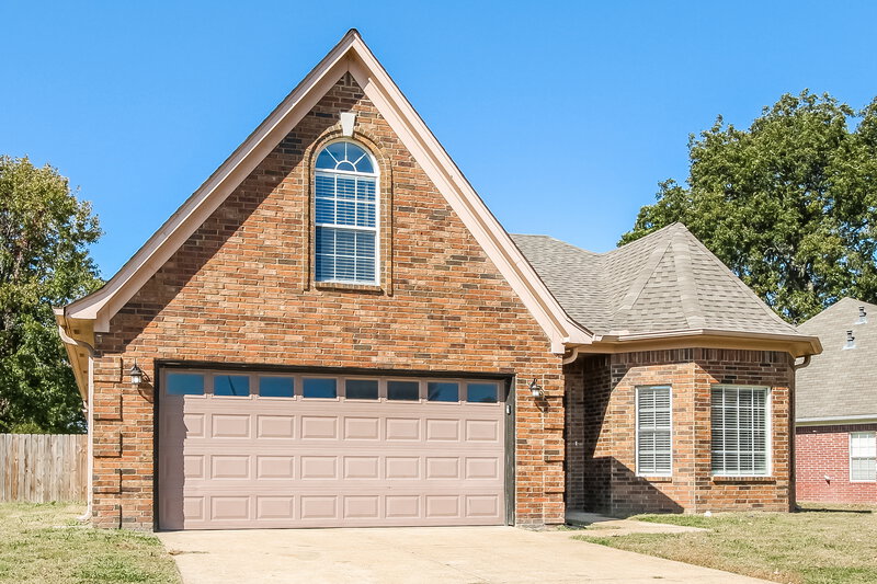 2,490/Mo, 7687 Cassidy Dr Walls, MS 38680 Front View
