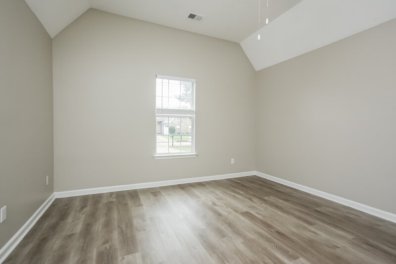 2,425/Mo, 5583 Sugarberry Ln Southaven, MS 38672 Main Bedroom View