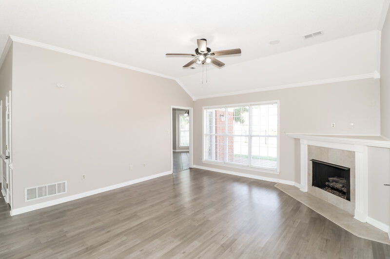 2,105/Mo, 6138 English Ivy N Olive Branch, MS 38654 Living Room View 2