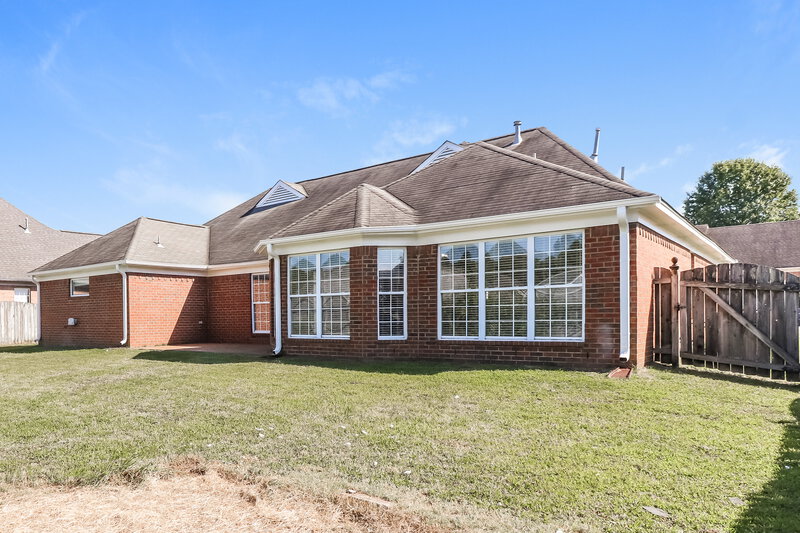 2,105/Mo, 6138 English Ivy N Olive Branch, MS 38654 Rear View