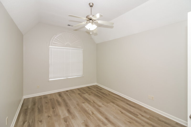 2,510/Mo, 9812 Southern Oak Way Olive Branch, MS 38654 Main Bedroom View