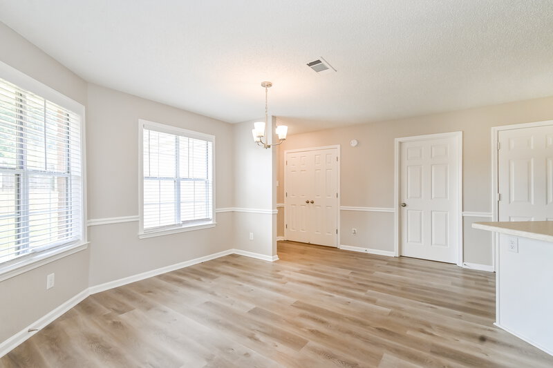 2,020/Mo, 4955 Ultima Cv Memphis, TN 38125 Breakfast Nook View