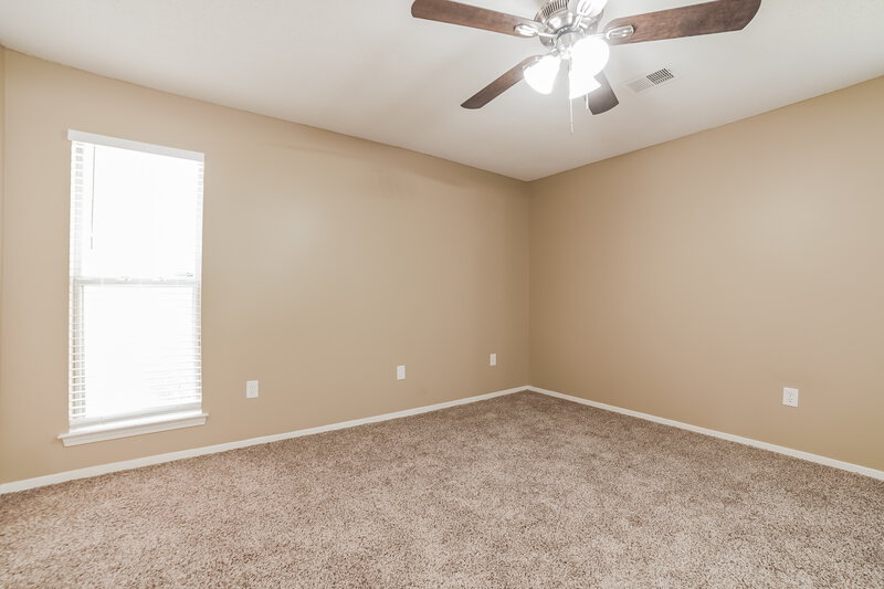 1,575/Mo, 10674 Oak Leaf Dr Olive Branch, MS 38654 Main Bedroom View 2