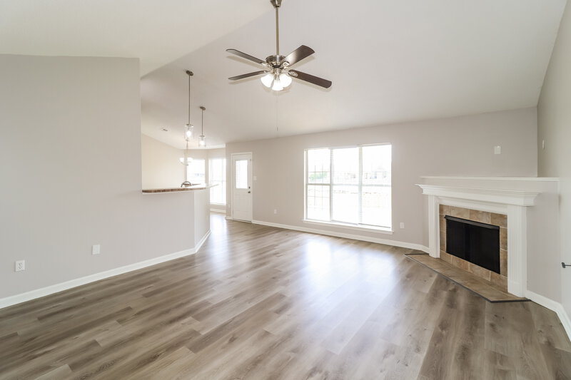 1,895/Mo, 10569 Rhapsody Cv Walls, MS 38680 Living Room View
