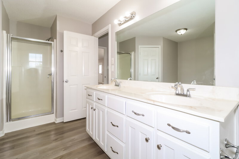 1,895/Mo, 10569 Rhapsody Cv Walls, MS 38680 Main Bathroom View