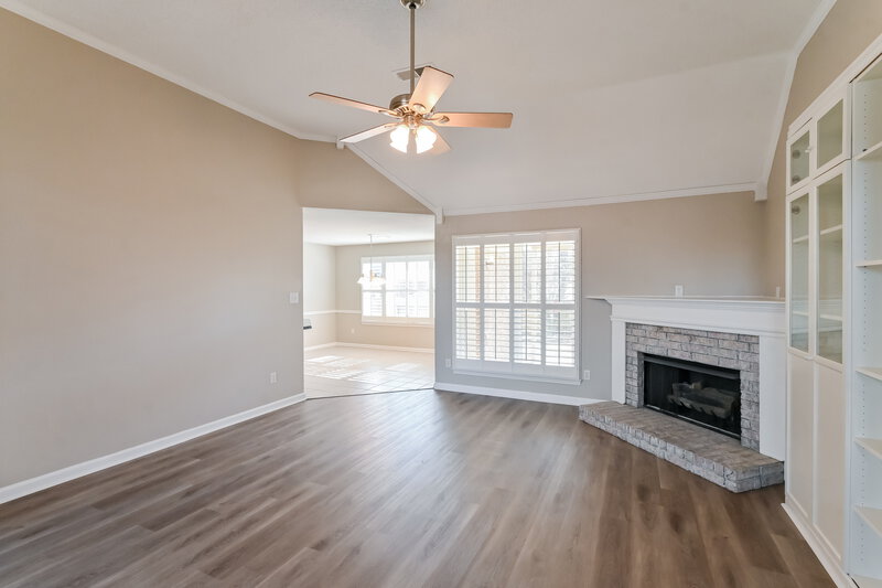 2,275/Mo, 5150 Bluff Springs Cv Bartlett, TN 38002 Living Room View