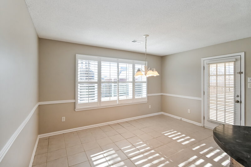 2,275/Mo, 5150 Bluff Springs Cv Bartlett, TN 38002 Dining Room View