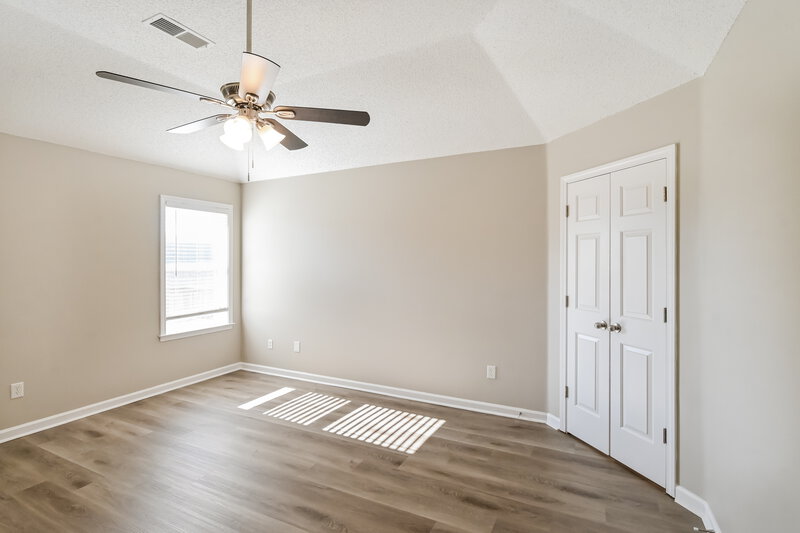 2,275/Mo, 5150 Bluff Springs Cv Bartlett, TN 38002 Main Bedroom View 2