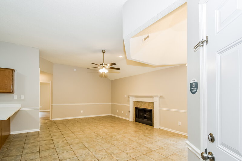 2,310/Mo, 4480 Glenchase Dr Bartlett, TN 38135 Living Room View