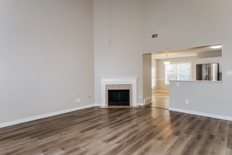 1,925/Mo, 2960 Woodland Ash Cv Lakeland, TN 38002 Living Room View