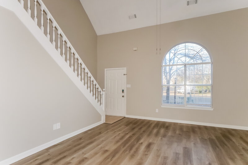 1,925/Mo, 2960 Woodland Ash Cv Lakeland, TN 38002 Living Room View 2