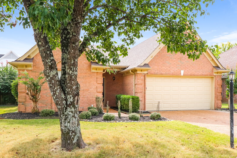 1,925/Mo, 10029 Woodland Grove Dr Lakeland, TN 38002 Front View