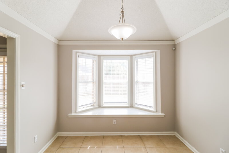 1,925/Mo, 10029 Woodland Grove Dr Lakeland, TN 38002 Dining Room View