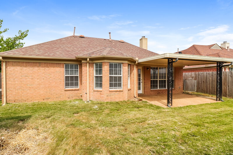 1,925/Mo, 10029 Woodland Grove Dr Lakeland, TN 38002 Rear View