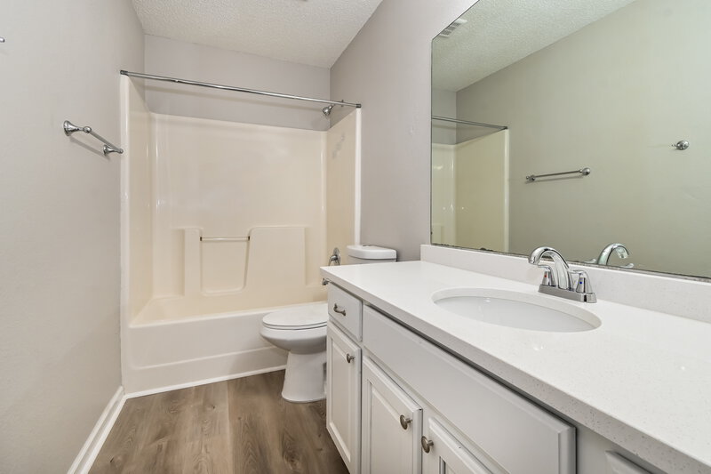 1,870/Mo, 7412 Hunters Horn Dr Olive Branch, MS 38654 Bathroom View