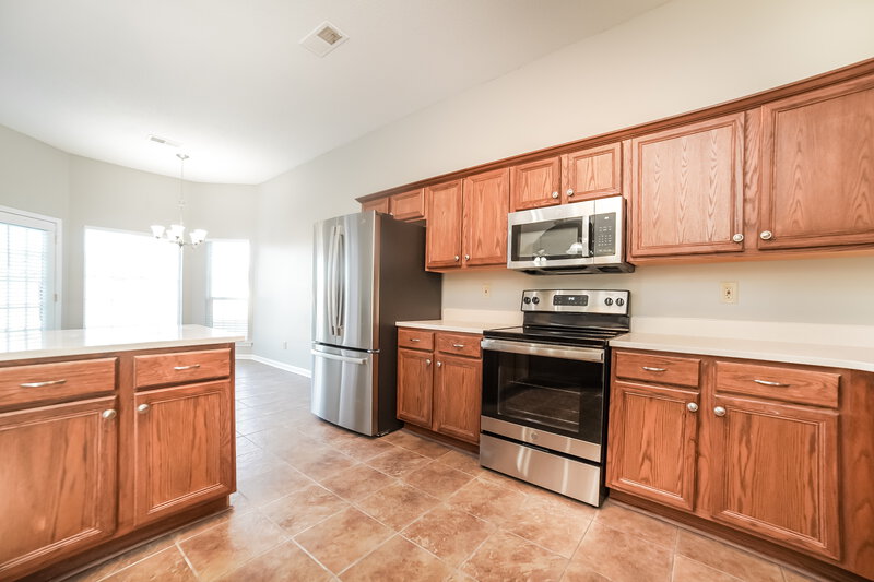 2,110/Mo, 4599 Meadow Cliff Dr Memphis, TN 38125 Kitchen View