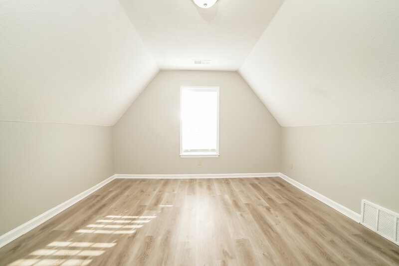 2,110/Mo, 4599 Meadow Cliff Dr Memphis, TN 38125 Bedroom View 3