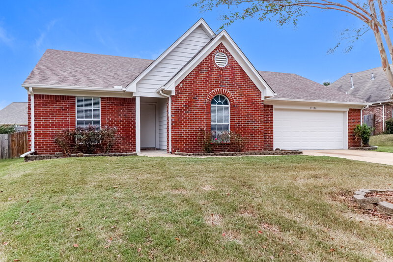 1,810/Mo, 13196 Sandbourne S Olive Branch, MS 38654 Front View