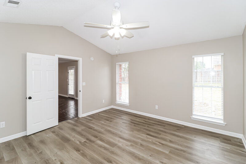 1,810/Mo, 13196 Sandbourne S Olive Branch, MS 38654 Main Bedroom View 2
