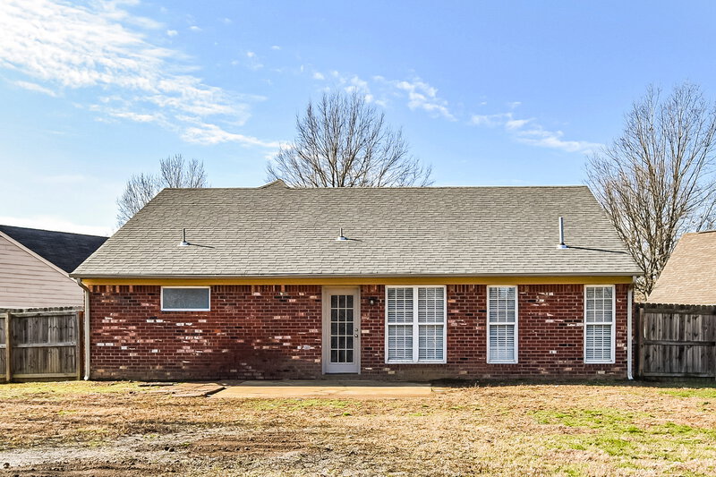 1,845/Mo, 764 Northwood West Cv Hernando, MS 38632 Rear View