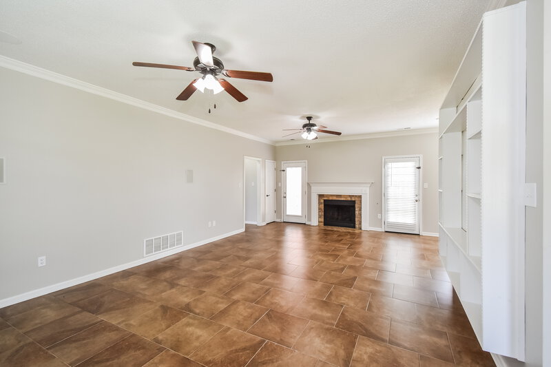 2,330/Mo, 7124 Lauren Ln Olive Branch, MS 38654 Living Room View