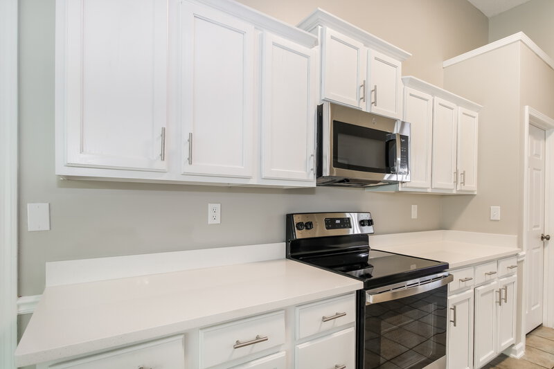 2,095/Mo, 5126 Summer Mist Cv Arlington, TN 38002 Kitchen View 2