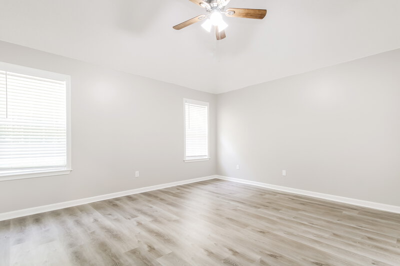 2,095/Mo, 5126 Summer Mist Cv Arlington, TN 38002 Main Bedroom View