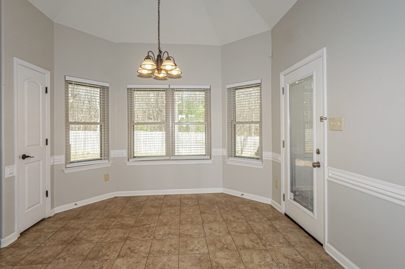 1,665/Mo, 235 Garden Springs Dr Oakland, TN 38060 Dining Room View