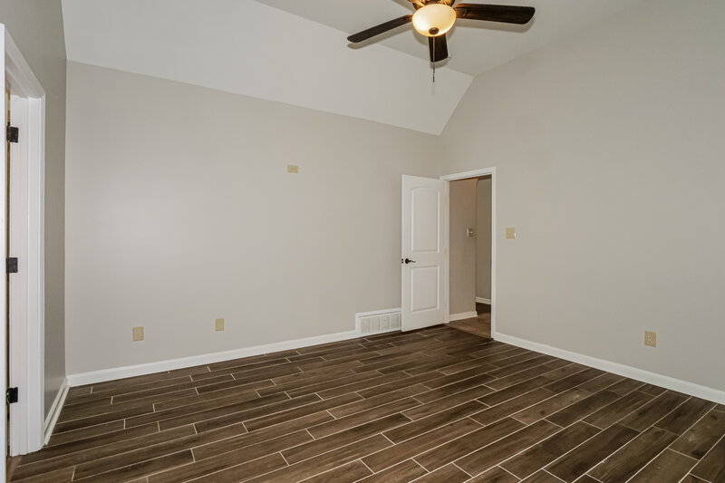 1,665/Mo, 235 Garden Springs Dr Oakland, TN 38060 Main Bedroom View 2