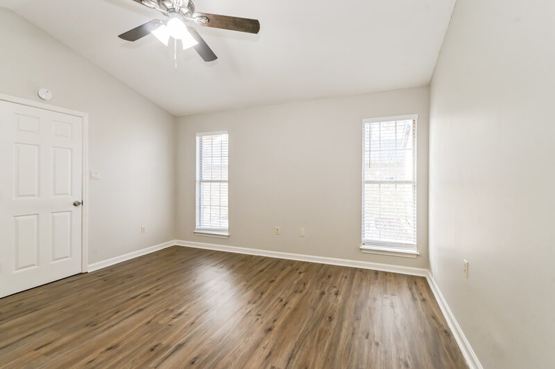 1,690/Mo, 7347 Fox Trace Cv Southaven, MS 38671 Main Bedroom View