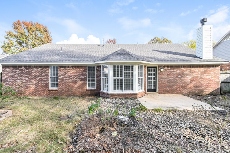 1,690/Mo, 7347 Fox Trace Cv Southaven, MS 38671 Rear View
