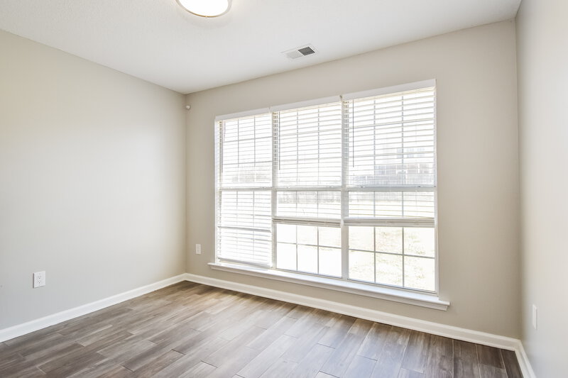 2,245/Mo, 7396 Hunters Forest Dr Olive Branch, MS 38654 Breakfast Nook View