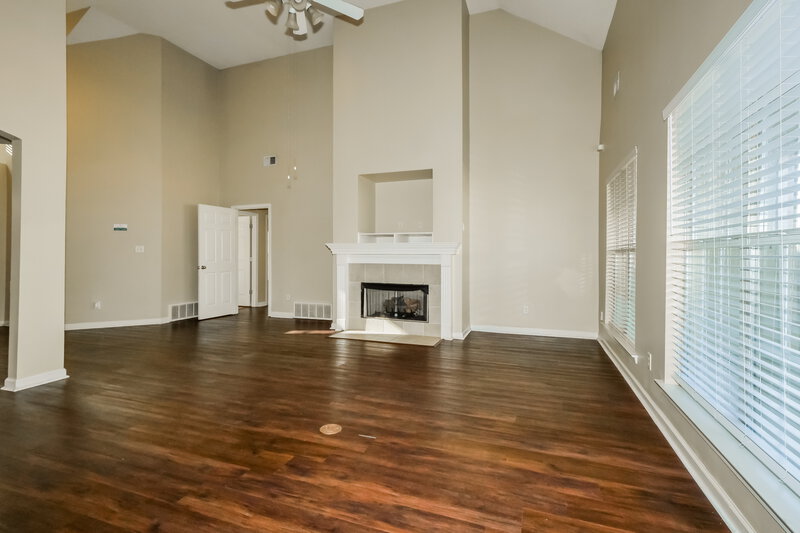 2,020/Mo, 11652 Mahogany Dr Arlington, TN 38002 Living Room View