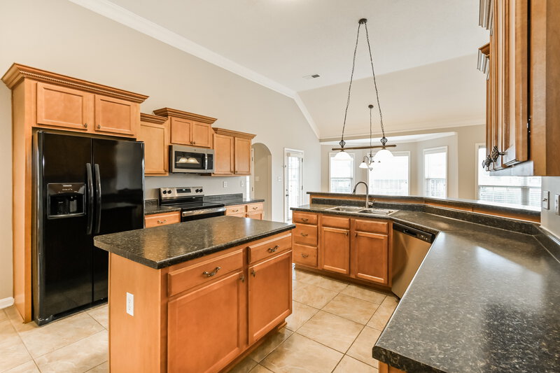 2,195/Mo, 4199 Sidlehill Dr Olive Branch, MS 38654 Kitchen View