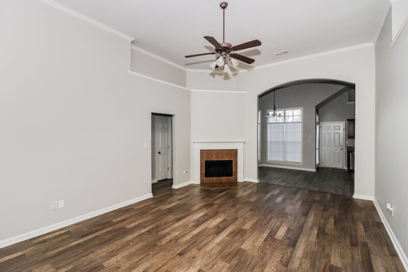 1,830/Mo, 9206 Chastain Pl Cordova, TN 38018 Living Room View 2