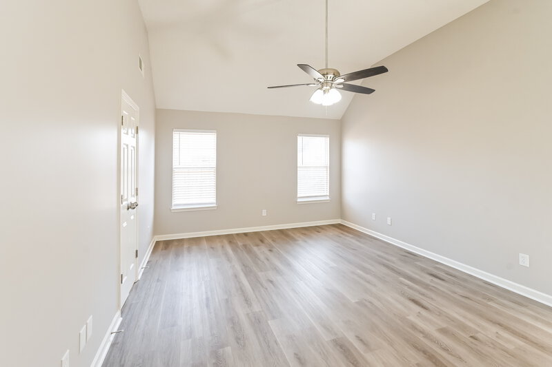 1,715/Mo, 5856 Kayla Dr Southaven, MS 38671 Main Bedroom View