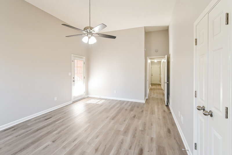 1,715/Mo, 5856 Kayla Dr Southaven, MS 38671 Main Bedroom View 2