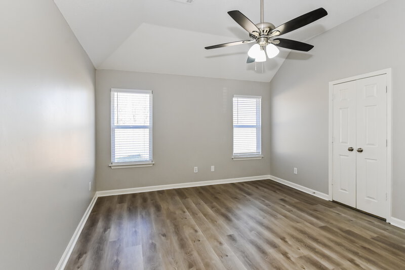 3,230/Mo, 6153 N Ragland Cv Arlington, TN 38002 Main Bedroom View