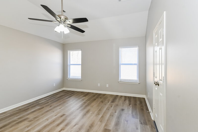 3,230/Mo, 6153 N Ragland Cv Arlington, TN 38002 Main Bedroom View 2