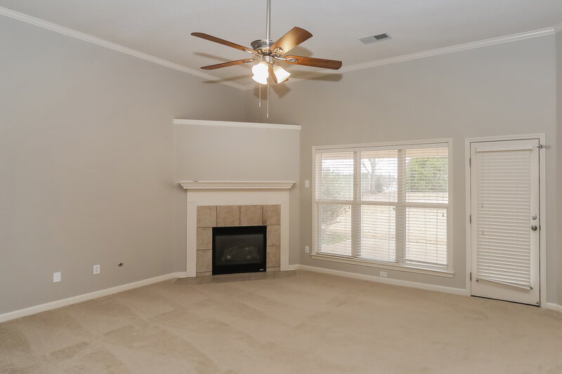 2,020/Mo, 1171 Macon Hall Rd Cordova, TN 38018 Living Room View