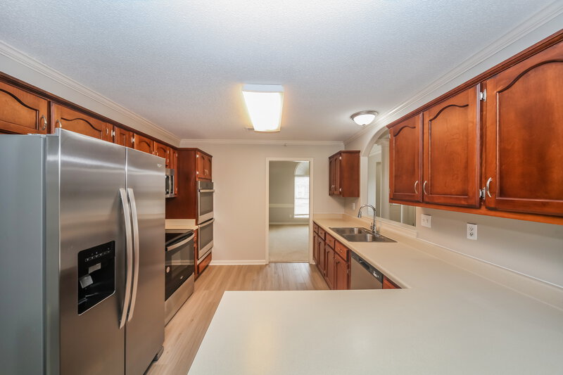 2,020/Mo, 1171 Macon Hall Rd Cordova, TN 38018 Kitchen View