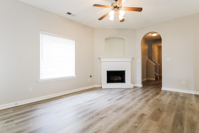 1,690/Mo, 10181 Sorrento Pl Cordova, TN 38018 Living Room View